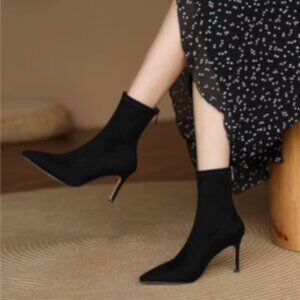 Jewel Badgley Mischka Black Glitter Pointy Toe Stretch Women's Boot Size 9